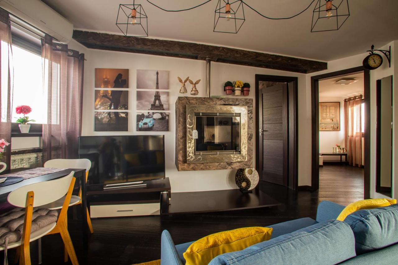 Amo Apartment